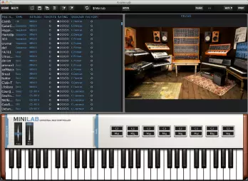 25 Mini Key Control w/Software Sounds